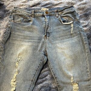 Trendy Distressed Gray Skinny Jeans